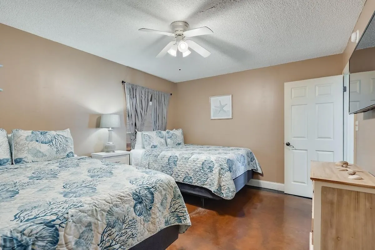 Watercrest 207 3 Bedroom 3 Ba With 2 Beachfront Masters بنما سيتي بيتش شقة