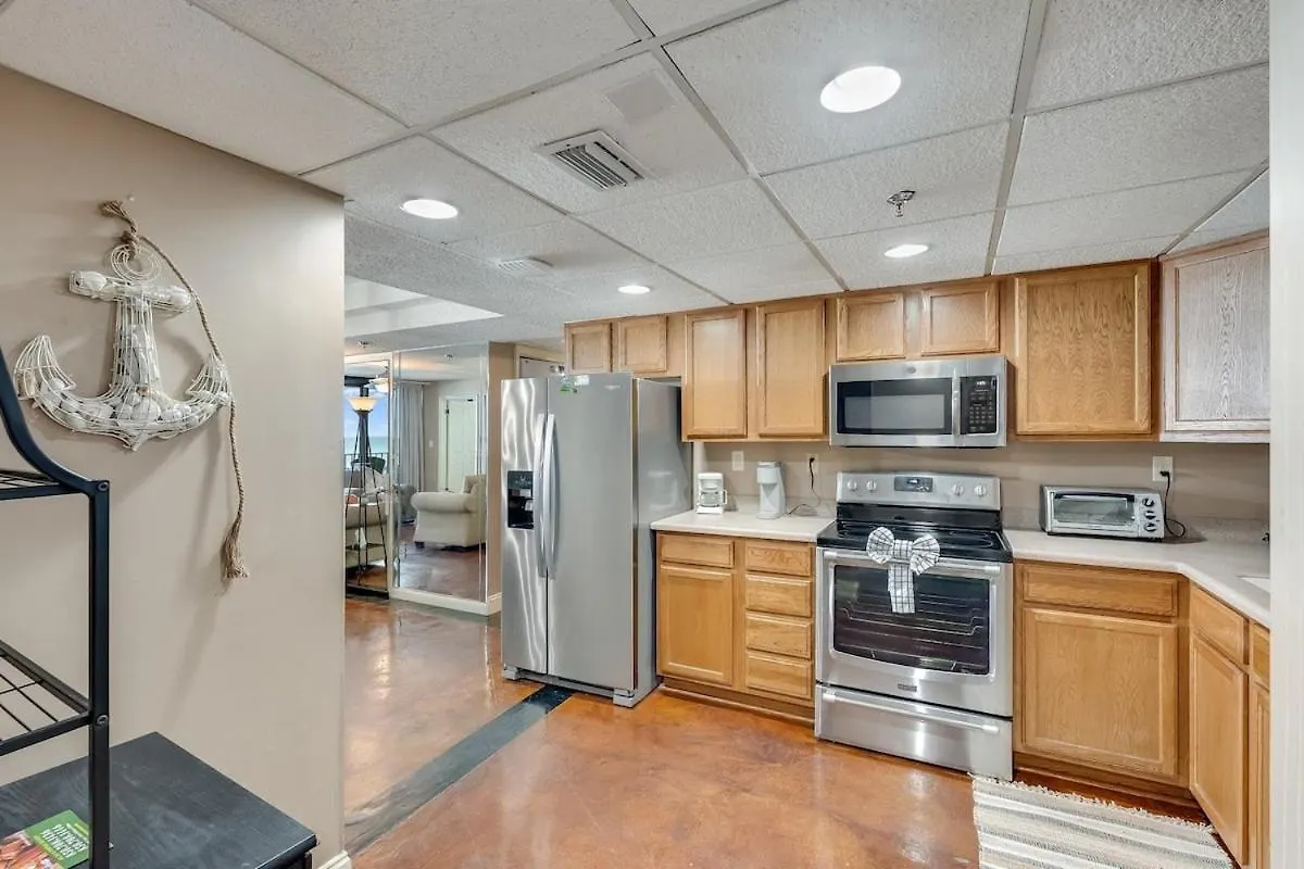 Watercrest 207 3 Bedroom 3 Ba With 2 Beachfront Masters بنما سيتي بيتش شقة